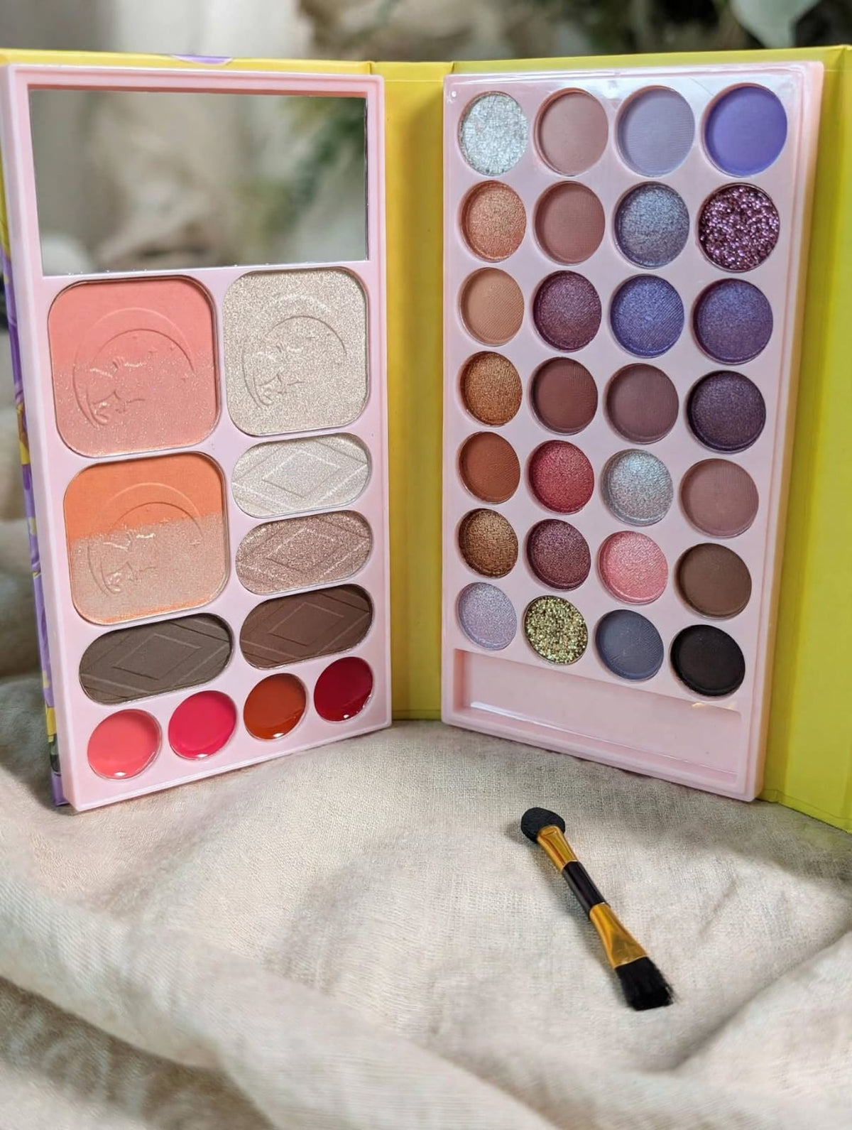 5 in 1 Makeup Book Kit by Charmlook – Complete Makeup & Beauty Kit